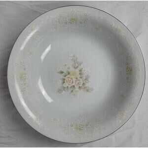 Crescent Fine China Jie Pai Bowl Painted Golden Flowers and Accents